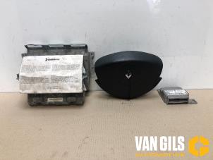 Gebruikte Module + Airbag Set Renault Clio II (BB/CB) 1.4 16V Prijs € 450,00 Margeregeling aangeboden door Van Gils Automotive