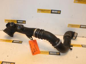 Gebruikte Turboslang BMW 3 serie (E92) 335i 24V Prijs € 76,00 Margeregeling aangeboden door Van Gils Automotive