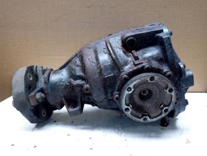 Gebruikte Differentieel achter Mercedes E Combi (S210) 4.2 E-420 32V Prijs € 199,00 Margeregeling aangeboden door Van Gils Automotive