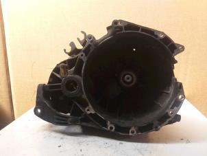 Gebruikte Versnellingsbak Ford Mondeo III Wagon 2.0 TDCi 115 16V Prijs € 299,00 Margeregeling aangeboden door Van Gils Automotive