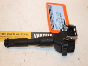 Gebruikte Pen Bobine BMW 5 serie (E39) 523i 24V Prijs € 30,00 Margeregeling aangeboden door Van Gils Automotive