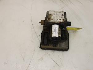 Gebruikte ABS Pomp Opel Vectra B Caravan (31) 2.0 Di 16V Prijs € 75,00 Margeregeling aangeboden door Van Gils Automotive