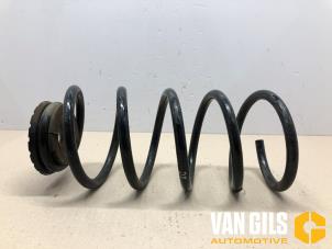 Gebruikte Veerschroef achter Opel Corsa D 1.3 CDTi 16V ecoFLEX Prijs € 30,00 Margeregeling aangeboden door Van Gils Automotive