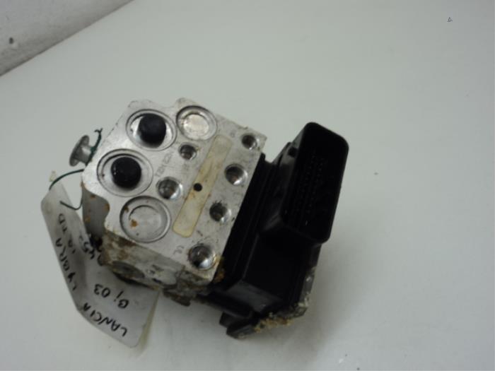 Gebruikte ABS Pomp Lancia Lybra SW 1.9 JTD Prijs € 75,00 Margeregeling aangeboden door Van Gils Automotive