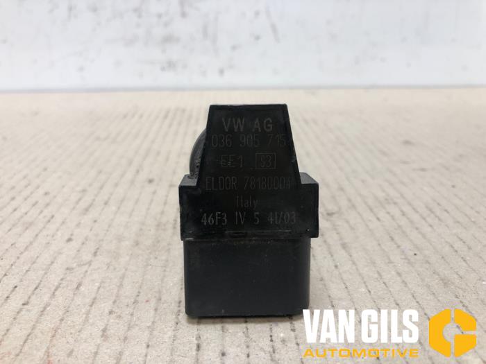Gebruikte Bobine Volkswagen Golf IV Variant (1J5) 1.6 16V Prijs € 25,00 Margeregeling aangeboden door Van Gils Automotive