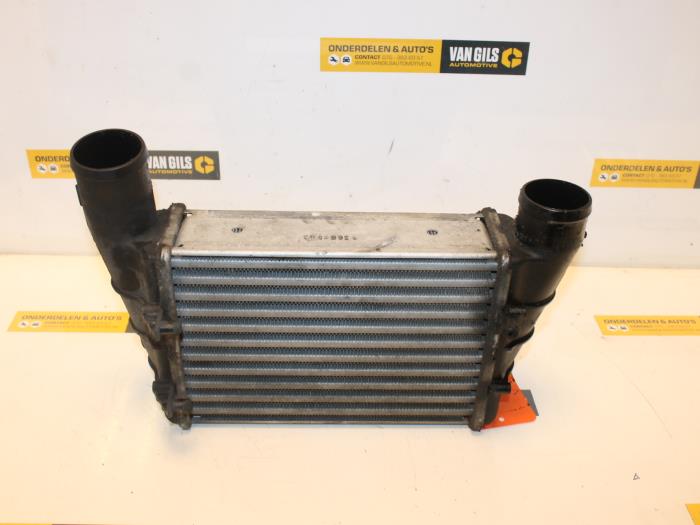 Gebruikte Intercooler Volkswagen Passat (3B2) 1.9 TDi 110 Prijs € 60,00 Margeregeling aangeboden door Van Gils Automotive