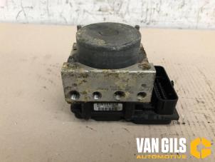 Gebruikte ABS Pomp Fiat Grande Punto (199) 1.4 Prijs € 43,00 Margeregeling aangeboden door Van Gils Automotive