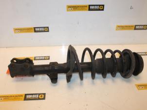 Gebruikte Veerpoot rechts-voor Suzuki Swift (ZA/ZC/ZD1/2/3/9) 1.3 VVT 16V Prijs € 75,00 Margeregeling aangeboden door Van Gils Automotive