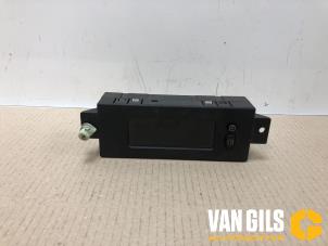 Gebruikte Display Interieur Opel Astra G (F08/48) 1.6 Prijs € 35,00 Margeregeling aangeboden door Van Gils Automotive