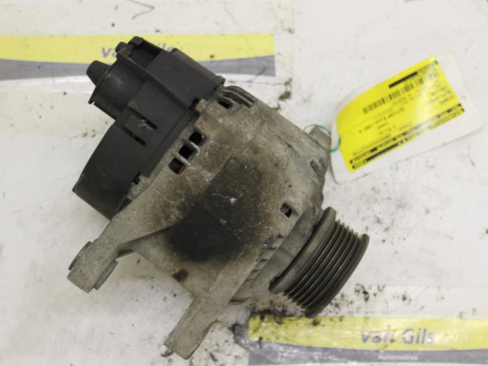 Dynamo van een Alfa Romeo 146 (930B) 1.8 Twin Spark 16V 1997
