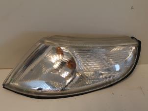 Gebruikte Pinker links Saab 9-5 (YS3E) 2.0t 16V Prijs € 30,00 Margeregeling aangeboden door Van Gils Automotive