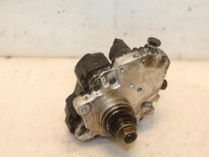 Gebruikte Dieselpomp Mercedes B (W245) 2.0 B-200 CDI 16V Prijs € 150,00 Margeregeling aangeboden door Van Gils Automotive