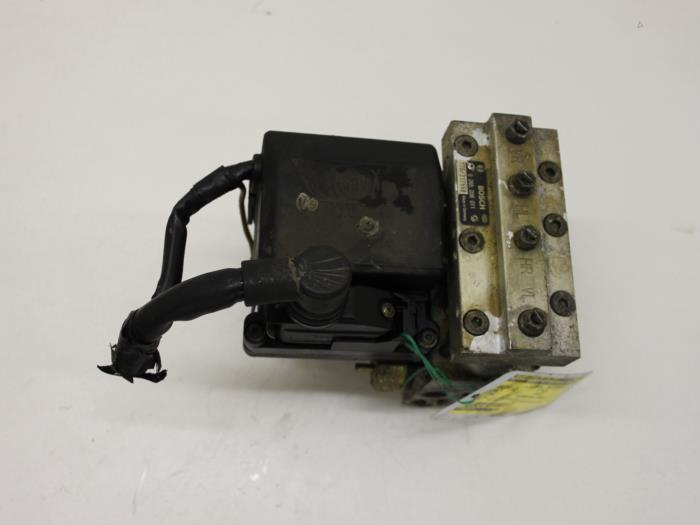 Gebruikte ABS Pomp Opel Astra F (53B) 1.8i 16V Prijs € 25,00 Margeregeling aangeboden door Van Gils Automotive