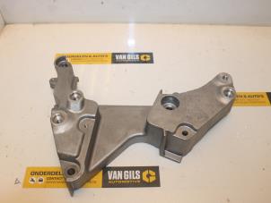 Gebruikte Motorrubber Volkswagen Passat (3G2) 1.4 TSI GTE 16V Prijs € 36,30 Inclusief btw aangeboden door Van Gils Automotive