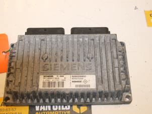 Gebruikte Computer Automatische Bak Renault Scénic II (JM) 2.0 16V Prijs € 100,00 Margeregeling aangeboden door Van Gils Automotive