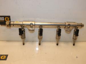 Gebruikte Injector brug Audi A3 Sportback (8VA/8VF) 1.4 TFSI ACT 16V Prijs € 164,56 Inclusief btw aangeboden door Van Gils Automotive