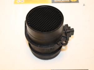 Gebruikte Luchtmassameter Volkswagen Sharan (7N) 2.0 TDI 16V Prijs € 36,30 Inclusief btw aangeboden door Van Gils Automotive