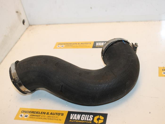 Gebruikte Intercooler Slang Volkswagen Touareg (7PA/PH) 3.0 TDI V6 24V BlueMotion Technology DPF Prijs € 38,72 Inclusief btw aangeboden door Van Gils Automotive