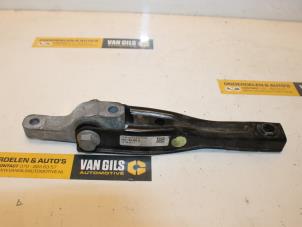 Gebruikte Motorsteun Volkswagen Golf VII (AUA) 2.0 TDI 16V Prijs € 53,24 Inclusief btw aangeboden door Van Gils Automotive