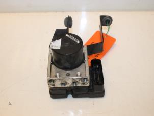 Gebruikte ABS Pomp Ford Focus 2 1.4 16V Prijs € 50,00 Margeregeling aangeboden door Van Gils Automotive