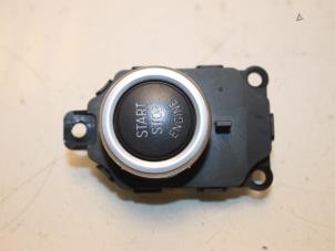 Gebruikte Start/Stop schakelaar BMW 5 serie Gran Turismo (F07) 535d 24V Prijs € 43,00 Margeregeling aangeboden door Van Gils Automotive