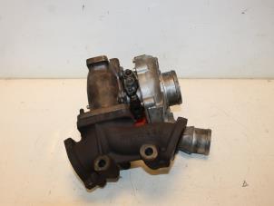 Gebruikte Turbo Opel Signum (F48) 3.0 CDTI V6 24V Prijs € 249,00 Margeregeling aangeboden door Van Gils Automotive