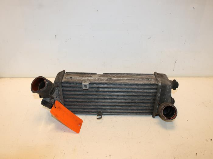 Gebruikte Intercooler Hyundai Accent 1.5 CRDi VGT 16V Prijs € 150,00 Margeregeling aangeboden door Van Gils Automotive
