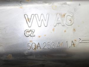 Gebruikte Uitlaat Einddemper Volkswagen Touran (5T1) 2.0 TDI 110 Prijs € 87,12 Inclusief btw aangeboden door Van Gils Automotive