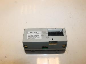 Gebruikte Display Interieur Mitsubishi Space Wagon (N8/N9) 2.0 16V GDI Prijs € 35,00 Margeregeling aangeboden door Van Gils Automotive