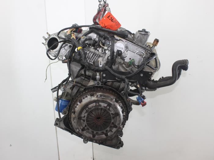 Gebruikte Motor Citroen C5 I Berline (DC) 2.0 HPI 16V Prijs € 600,00 Margeregeling aangeboden door Van Gils Automotive