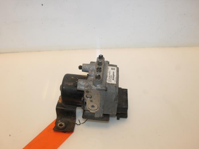 Gebruikte ABS Pomp Chevrolet Tacuma 1.8 Pure,SE,SX Prijs € 25,00 Margeregeling aangeboden door Van Gils Automotive