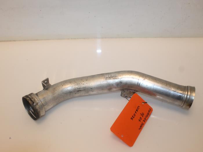 Gebruikte Intercooler Buis Chrysler 300 C 3.0 CRD V6 24V Prijs € 72,00 Margeregeling aangeboden door Van Gils Automotive