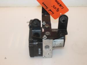 Gebruikte ABS Pomp Ford Focus 2 Wagon 1.6 16V Prijs € 75,00 Margeregeling aangeboden door Van Gils Automotive