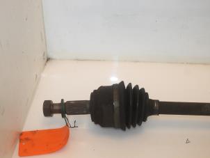 Gebruikte Aandrijfas rechts-voor Chrysler PT Cruiser 2.0 16V Prijs € 74,99 Margeregeling aangeboden door Van Gils Automotive