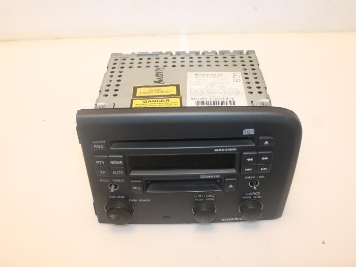 Radio CD player Volvo S80 - Van Gils Automotive