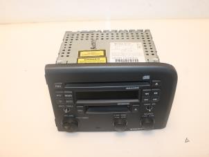 Gebruikte Radio CD Speler Volvo S80 (TR/TS) 2.4 SE 20V 170 Prijs € 75,00 Margeregeling aangeboden door Van Gils Automotive