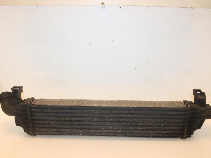 Gebruikte Intercooler Volvo V50 (MW) 1.6 D 16V Prijs € 60,00 Margeregeling aangeboden door Van Gils Automotive