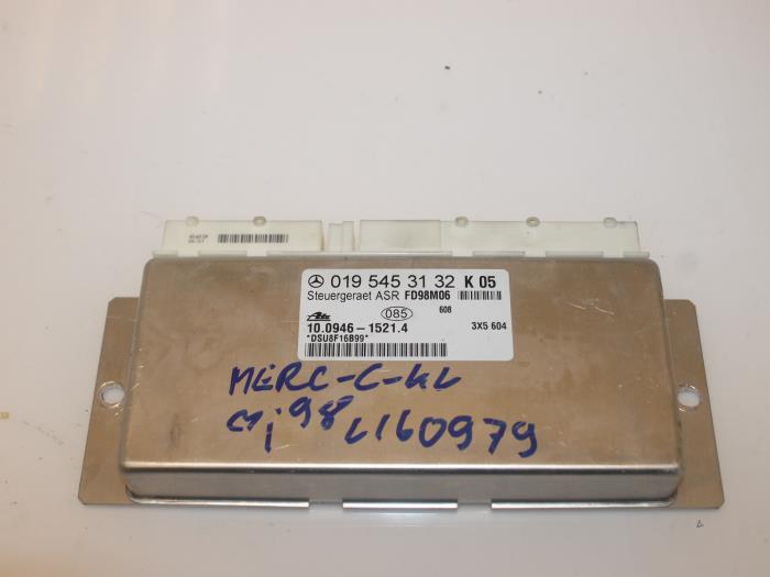 Gebruikte ASR computer Mercedes C Combi (S202) 1.8 C180T 16V Prijs € 50,00 Margeregeling aangeboden door Van Gils Automotive