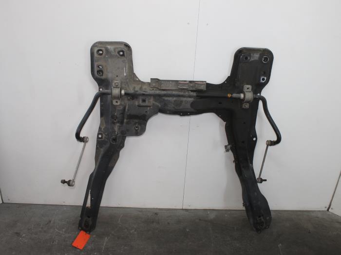 Gebruikte Subframe Peugeot Expert (G9) 2.0 HDiF 16V 130 Prijs € 95,00 Margeregeling aangeboden door Van Gils Automotive