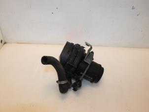 Gebruikte Pullairpomp Maserati 4200 GT Prijs € 199,00 Margeregeling aangeboden door Van Gils Automotive