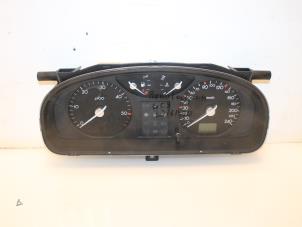 Gebruikte Kilometerteller KM Renault Laguna II (BG) 1.9 dCi 100 Prijs € 60,00 Margeregeling aangeboden door Van Gils Automotive