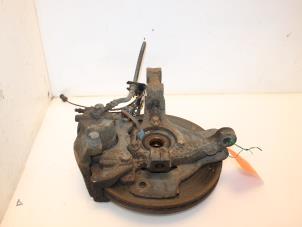 Gebruikte Asschenkel rechts-voor Opel Astra G (F69) 2.0 DTi 16V Prijs € 65,00 Margeregeling aangeboden door Van Gils Automotive