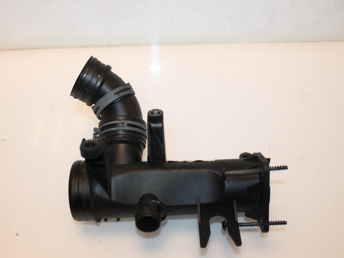 Gebruikte Intercooler Buis Audi A1 (8X1/8XK) 1.4 TFSI 16V 185 Prijs € 65,34 Inclusief btw aangeboden door Van Gils Automotive