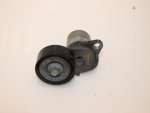 Gebruikte Spanrol Multiriem Audi A4 Avant Quattro (B8) 2.0 TFSI 16V Prijs € 36,30 Inclusief btw aangeboden door Van Gils Automotive