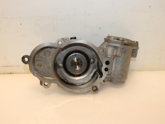Gebruikte Nokkenas Sensor Volkswagen Golf VII Variant (AUVV) 2.0 GTD 16V Prijs € 66,55 Inclusief btw aangeboden door Van Gils Automotive