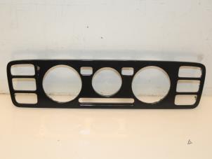 Gebruikte Dashboard deel Volkswagen Up! (121) 1.0 12V 60 Prijs € 30,00 Margeregeling aangeboden door Van Gils Automotive