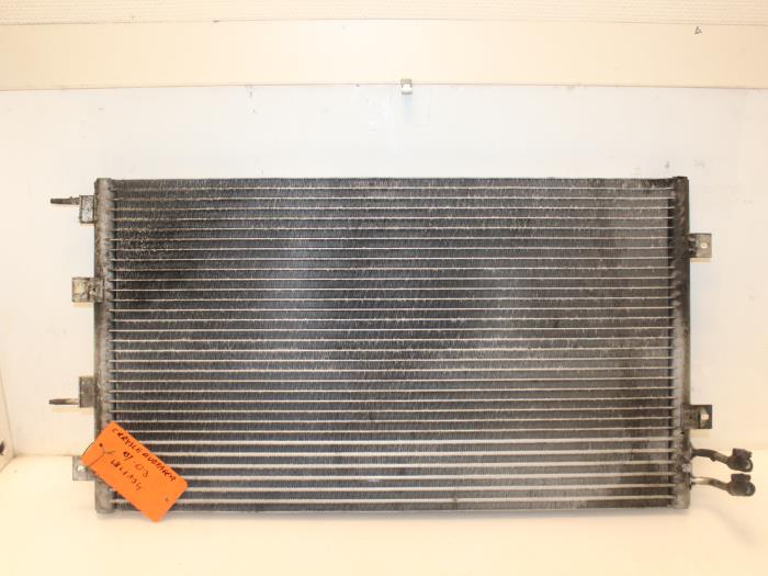 Gebruikte Airco Radiateur Chrysler Sebring (JR) 2.7 V6 24V Prijs € 35,00 Margeregeling aangeboden door Van Gils Automotive