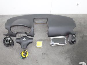 Gebruikte Airbag Set + Module Mitsubishi Colt (Z2/Z3) 1.3 16V Prijs € 699,00 Margeregeling aangeboden door Van Gils Automotive