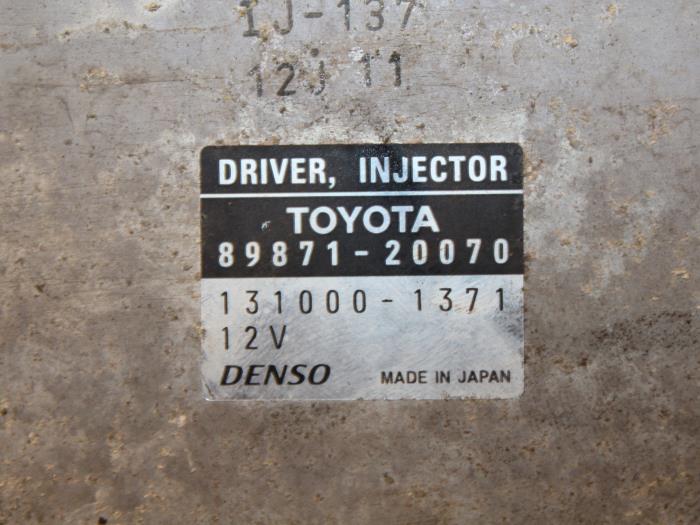 Toyota Rav-4 EinspritzSteuergerät Toyota Rav-4 1310001371 O109345 5