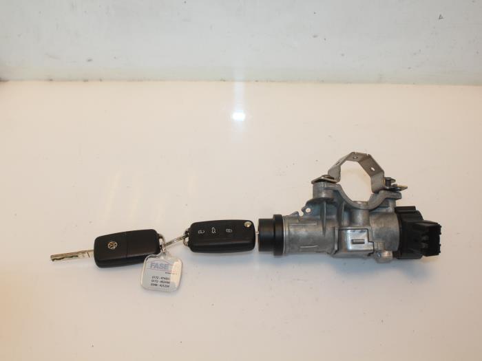 Ignition lock + key for Volkswagen Polo 6R0905851B,107905855CF